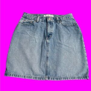 Tommy Hilfiger Vintage Logo Blue Denim A-Line Skirt Size 4